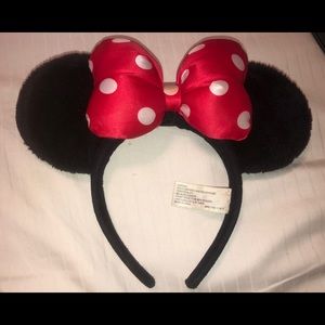 Minnie Mouse Disney Brand Ears🐭♥️♥️